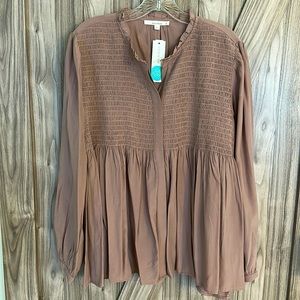 NWT Victoria Ruffle Neck Blouse